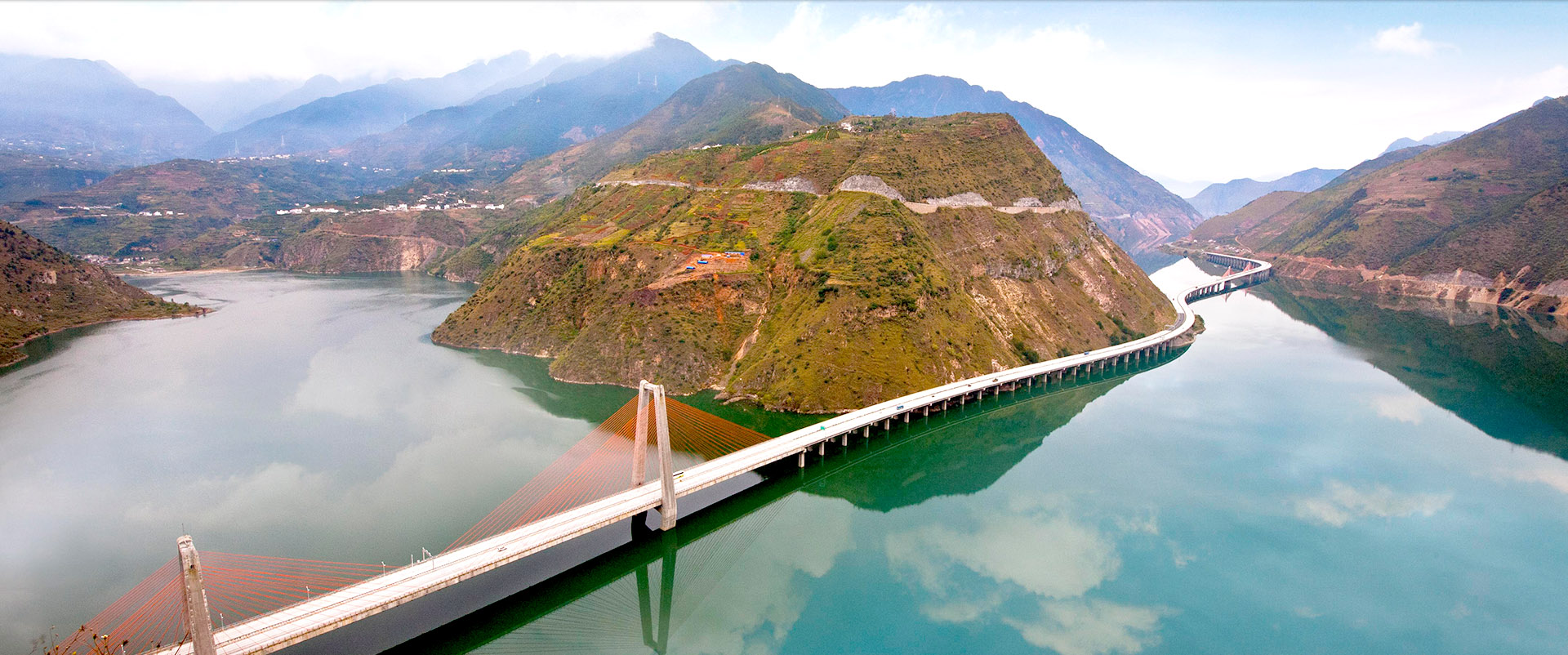 雅眉乐公司召开2025年度党支部书记 抓基层党建工作述职评议会